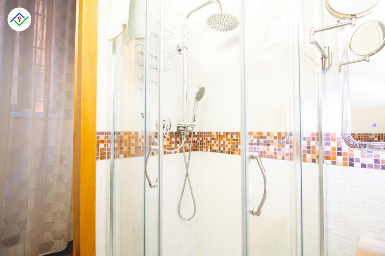 Pisa Tower Apartment Ngoại thất bức ảnh